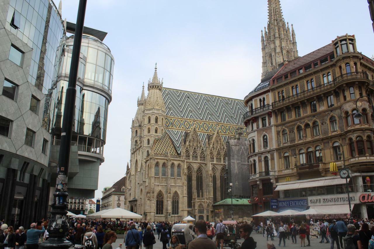 Central Vienna Apartment With Unique 40M2 City Garden & Self Check In Dış mekan fotoğraf